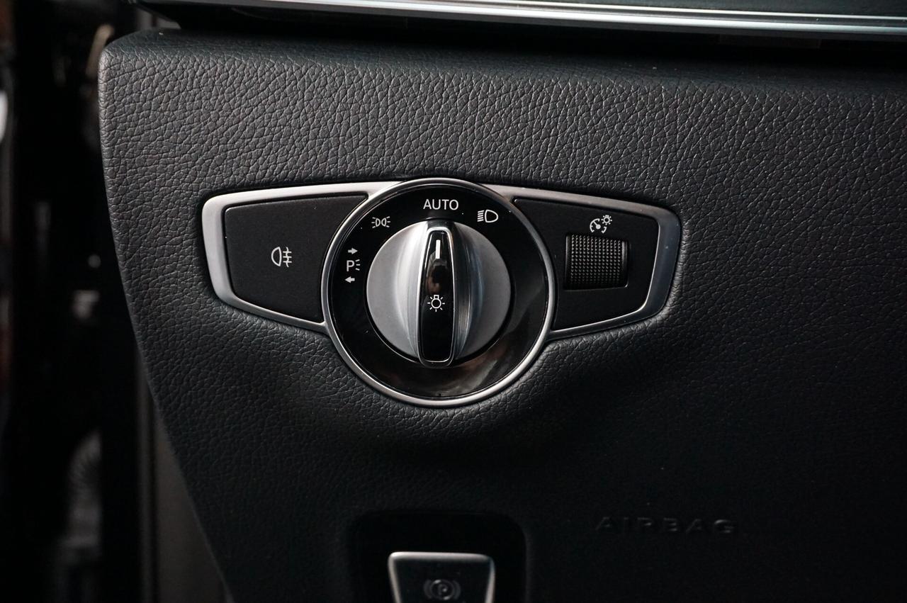 Mercedes-benz E 220 d 4Matic Auto Premium Plus