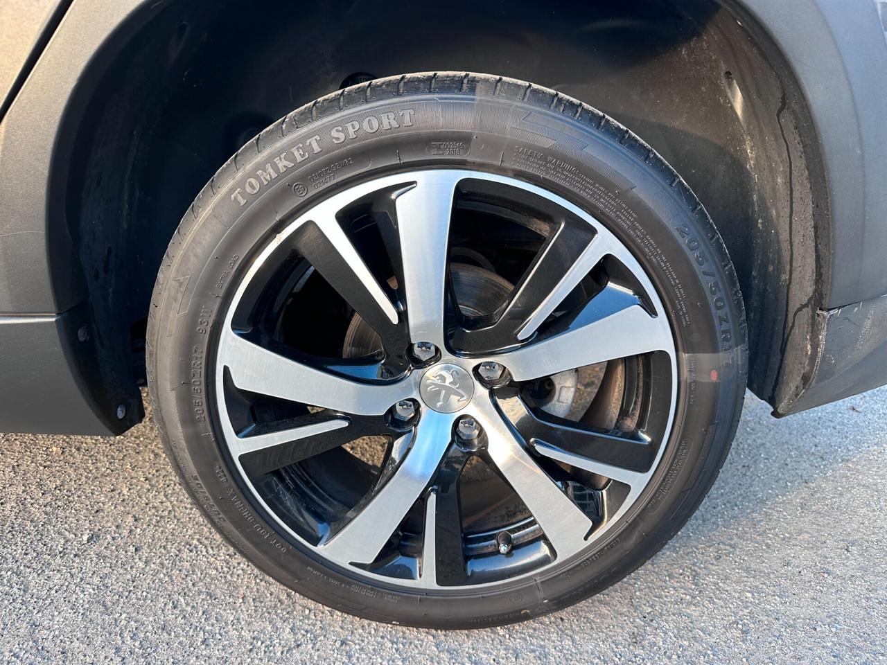 Peugeot 2008 BlueHDi 120 S&S Allure