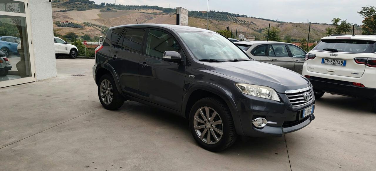 Toyota RAV 4 RAV4 2.2 D-4D 150 CV "AUTOMATICA"