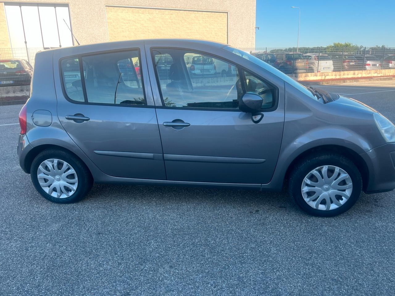 Renault Modus 1.2 16V Live UNICO PROPRIETARIO ADATTA AI NEOPATENTATI