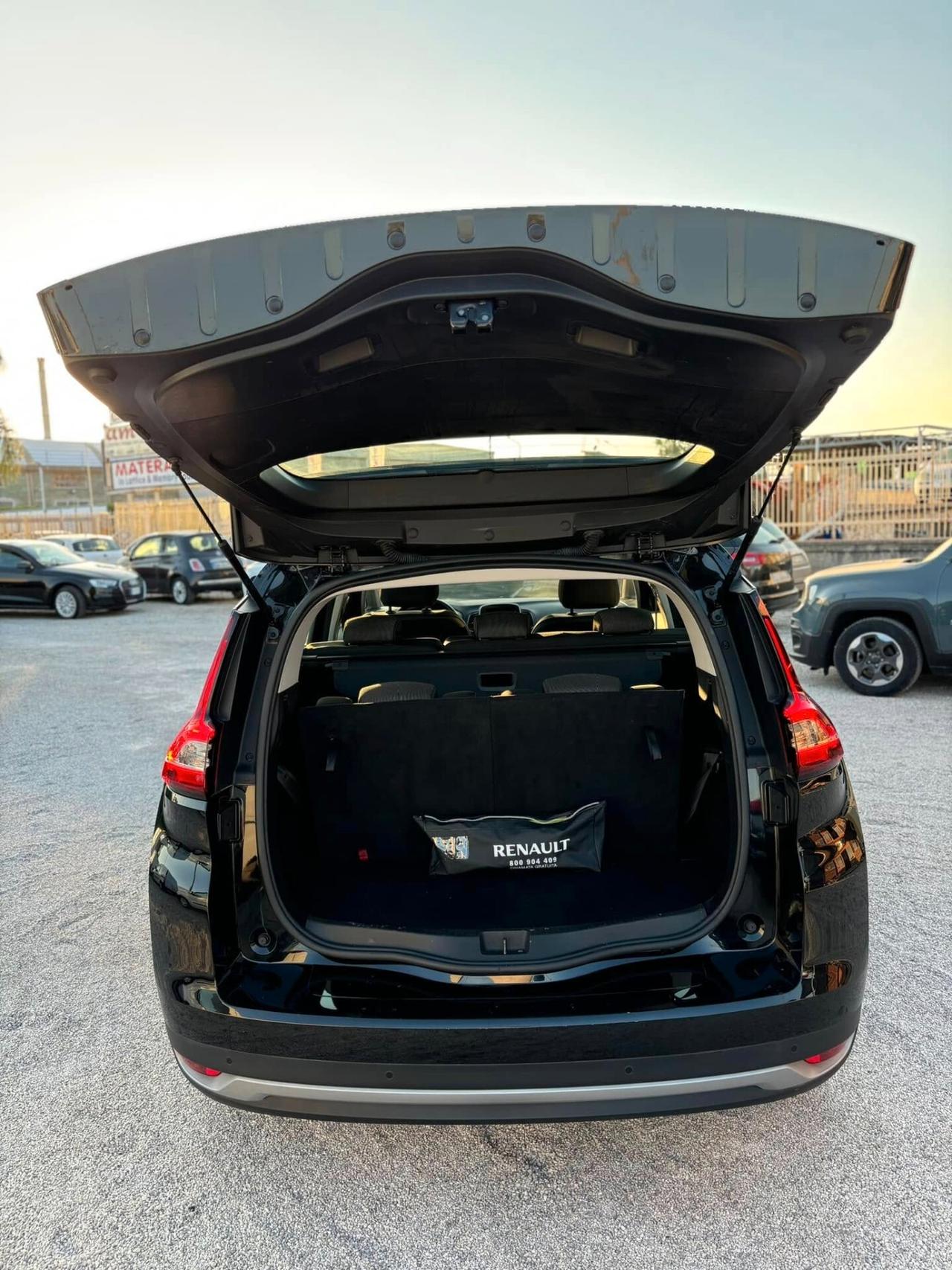 Renault Grand Scenic Blue dCi 120 CV Sport Edition