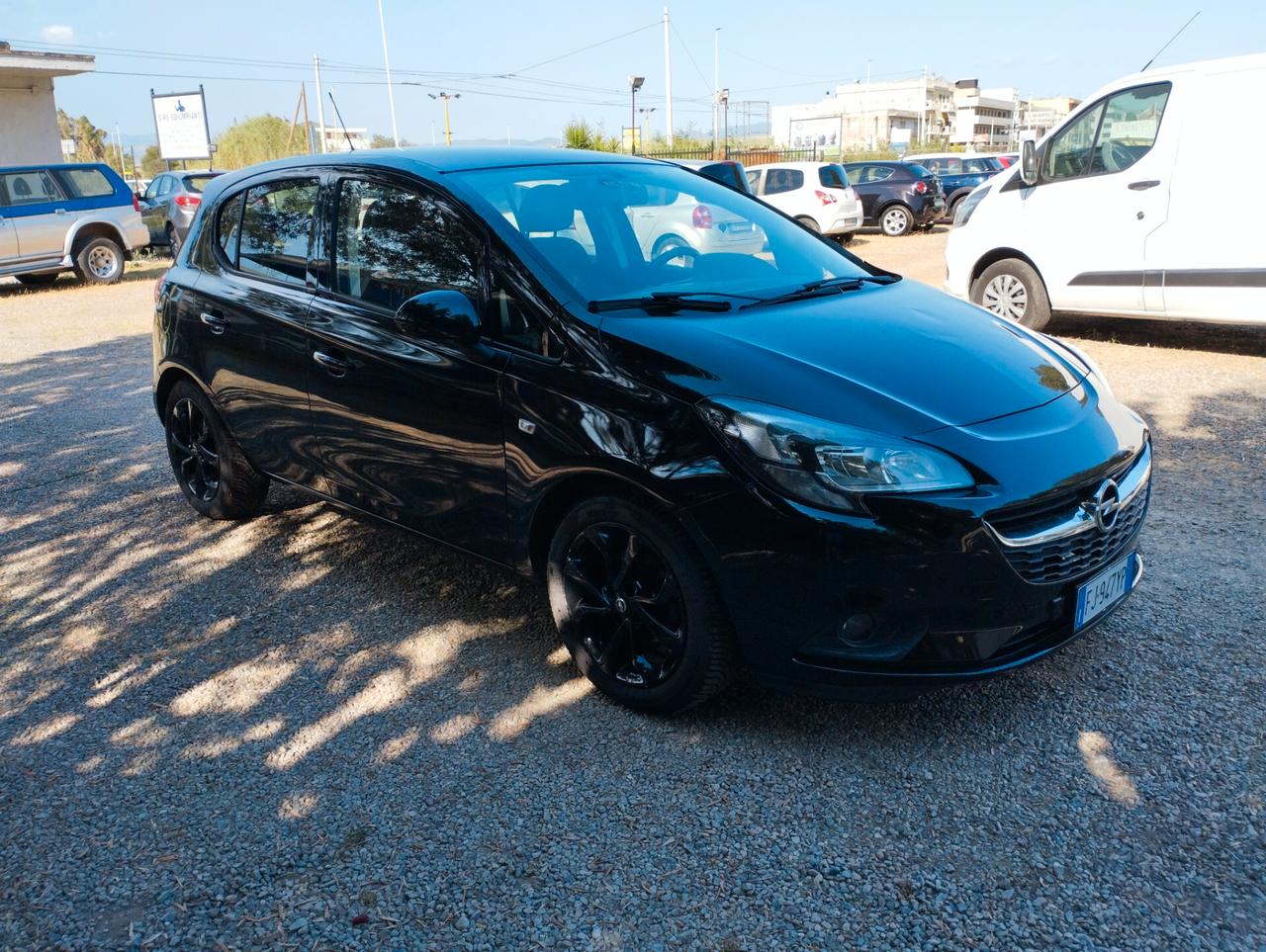 Opel Corsa 1.2 Coupé Innovation