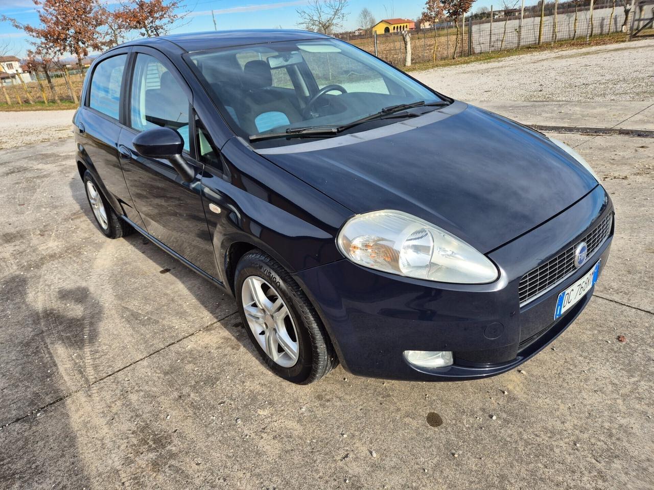 Fiat Grande Punto Grande Punto 1.4 Starjet 16V 5 p