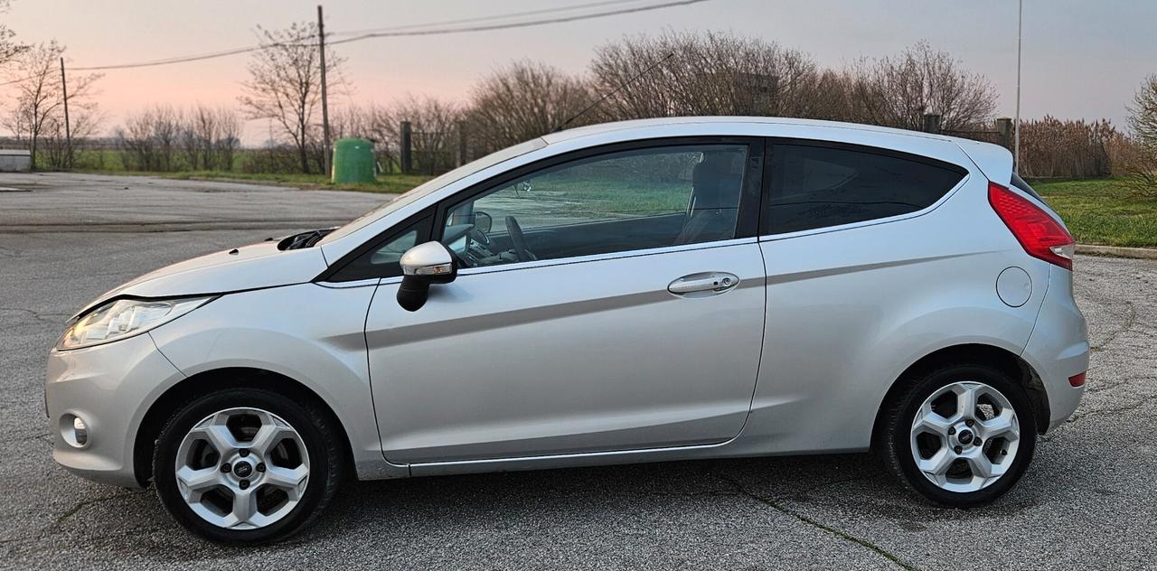 Ford Fiesta Fiesta+ 1.4 3 porte Bz.- GPL