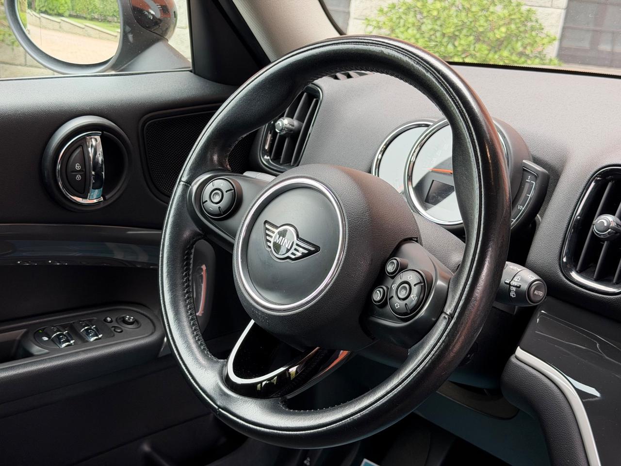 Mini Cooper Countryman 1.5 SE Hype ALL4 Automatica