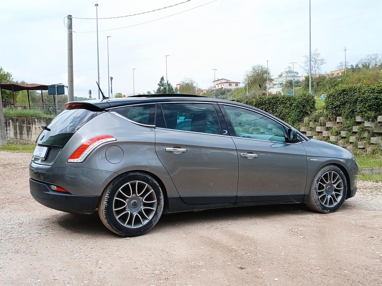 Lancia Delta 2.0 MJT DPF Oro