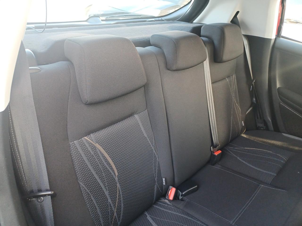 Peugeot 208 1.4 HDi 5 porte Anno 11/2014