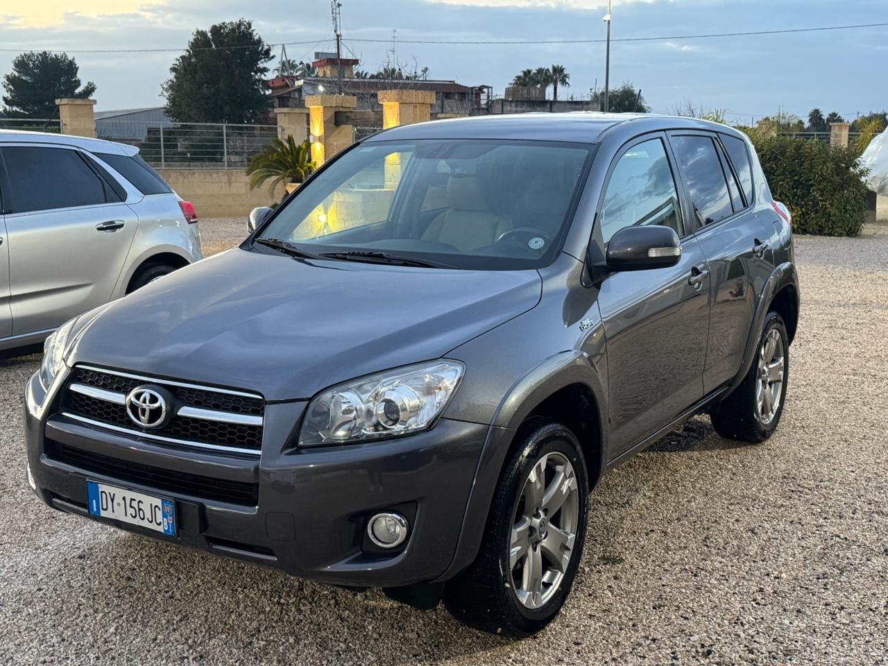 Toyota RAV 4 RAV4 Crossover 2.2 D-Cat A/T 150 CV Luxury