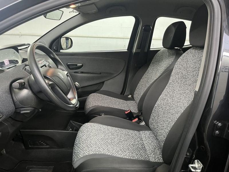 Lancia Ypsilon Ypsilon 1.2 69 CV 5 porte TUA DA 129,00 EURO AL MESE