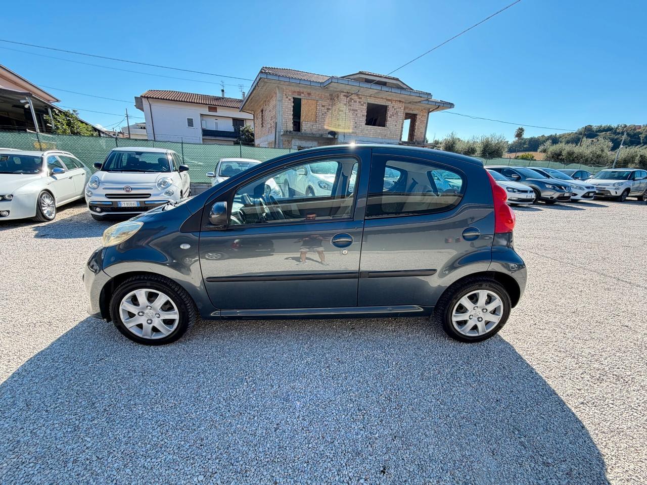Peugeot 107 1.0 68CV 5p. Sweet Years 238.717 km