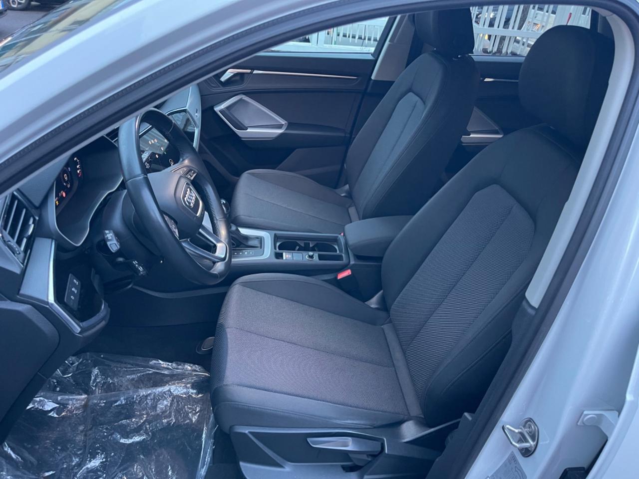 Audi Q3 35 TDI S tronic Business Advanced KM CERTIFICATI!