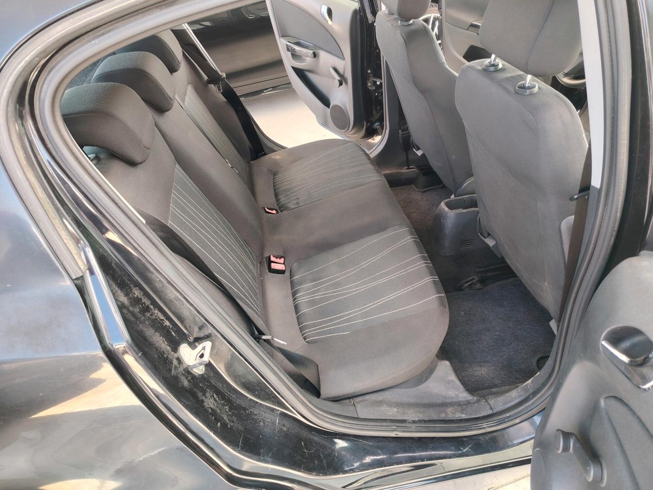 Opel Corsa 1.0 12V 5 porte Enjoy