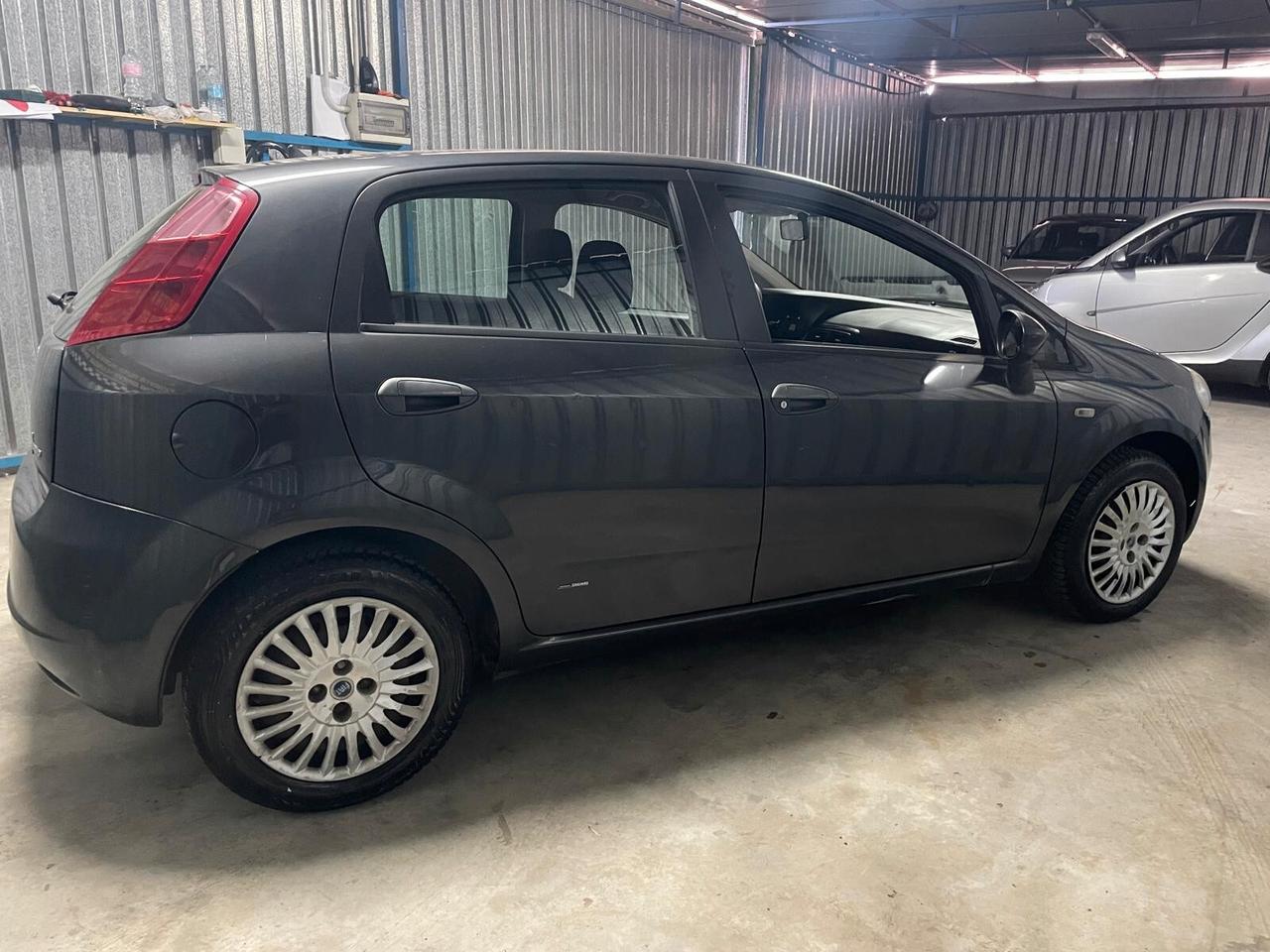 FIAT PUNTO EVO 1.2 - NEOPATENTATI