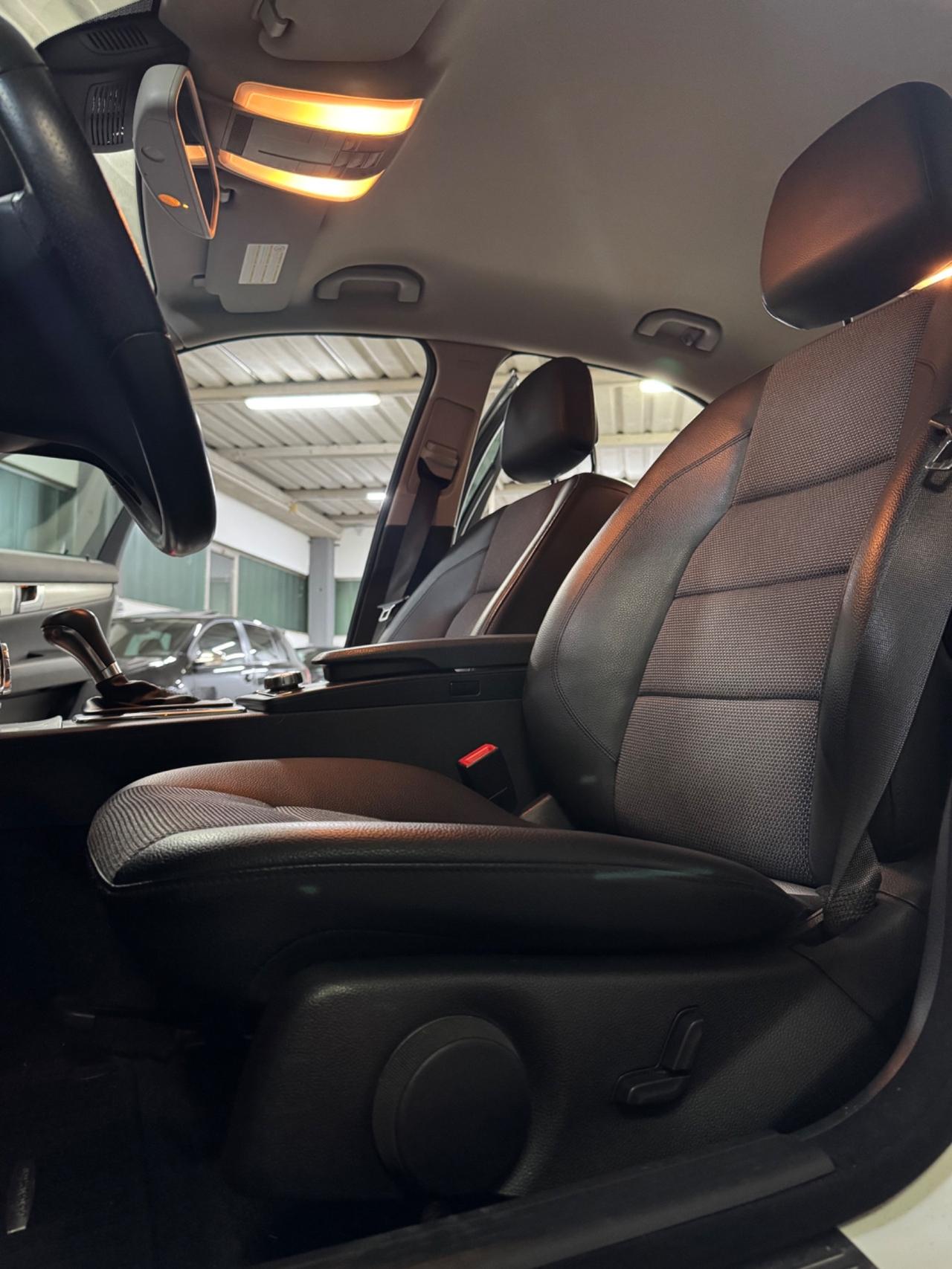 Mercedes-benz C 250 CDI BlueEFFICIENCY Avantgarde