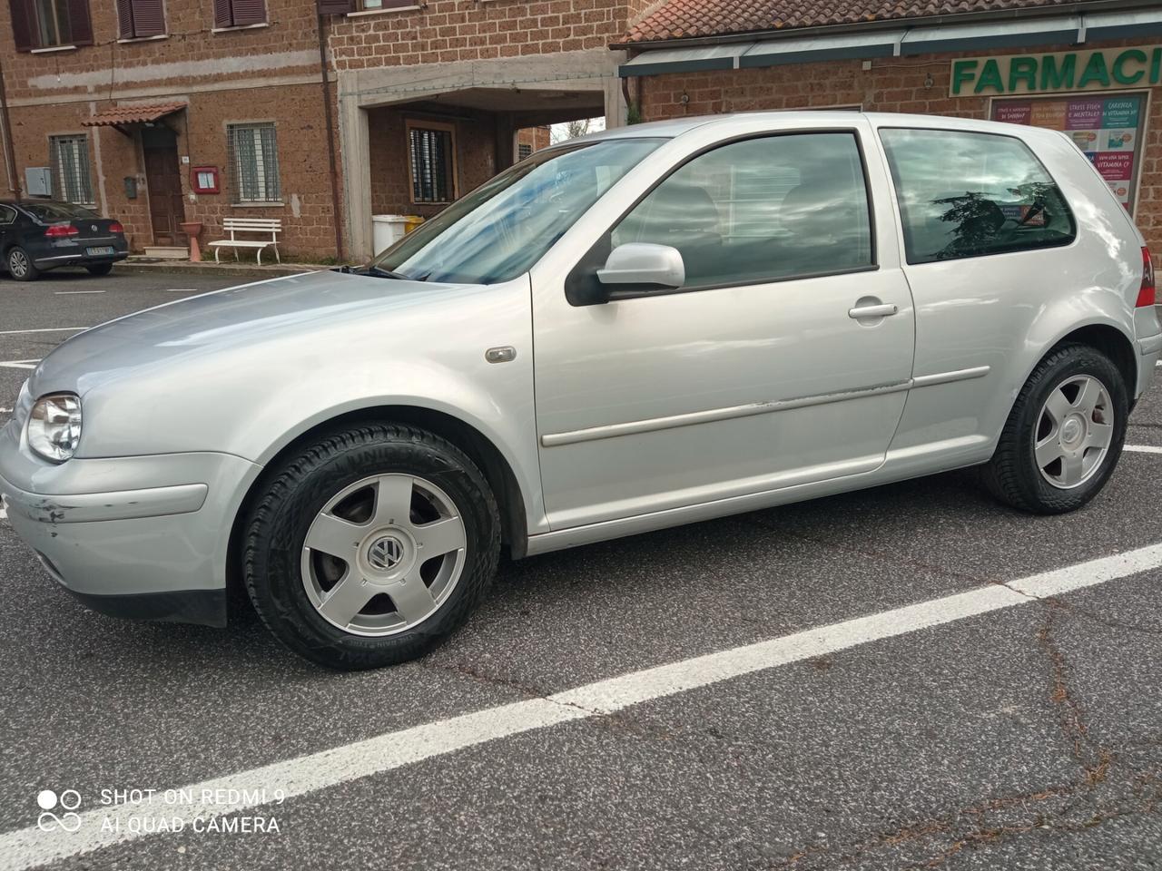 Volkswagen Golf 1.6 cat 3 porte