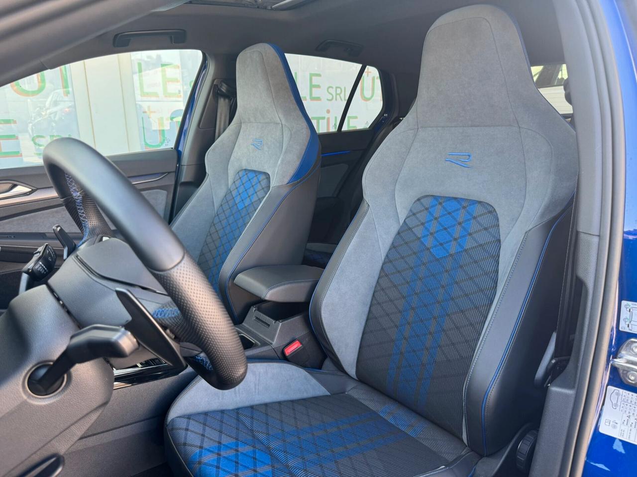 Volkswagen Golf 2.0 TSI DSG 4Motion R