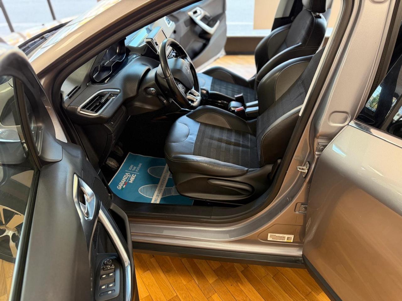 Peugeot 2008 PureTech 82 Allure