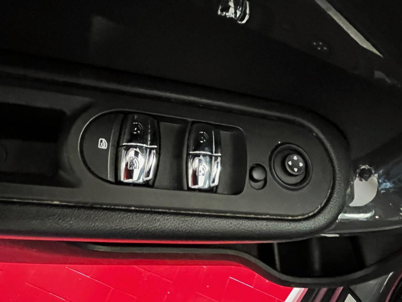 MINI COUNTRYMAN COOPER SD 2.0 TURDO DIESEL 190 CV BUSINESS NAVI CAMBIO AUTOMATICO PALETTE AL VOLANTE CERCHI DA 18