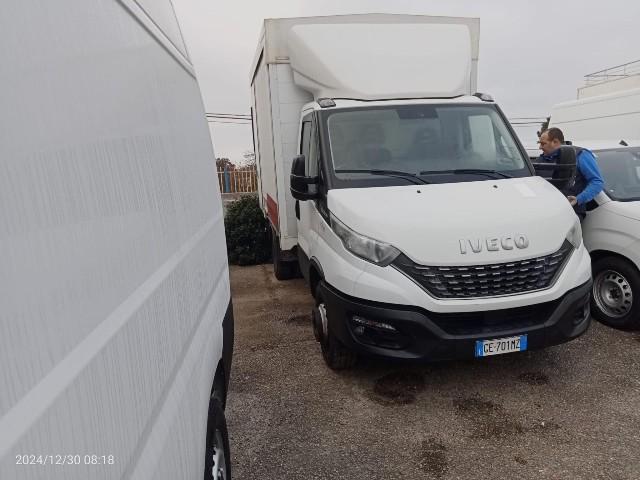 IVECO DAILY 70C18HA8 BOX + SPONDA