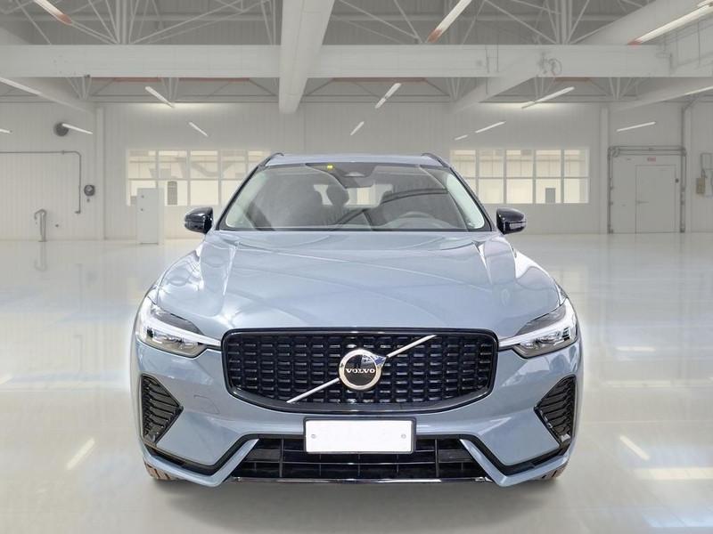 VOLVO XC60 B4 D AWD automatico Plus Dark