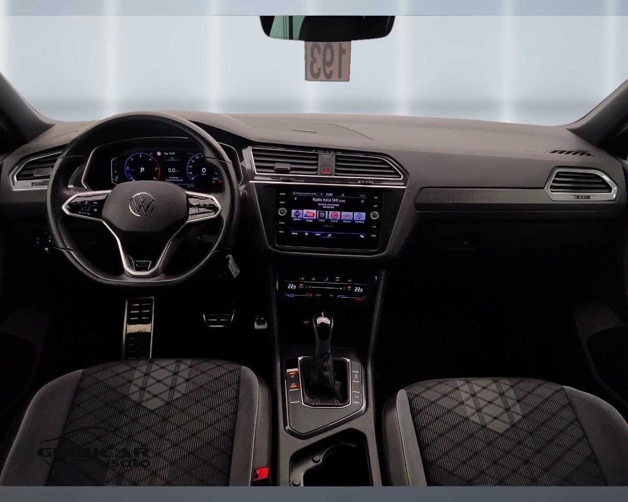 VOLKSWAGEN Tiguan II 2021 - Tiguan 2.0 tdi R-Line 150cv dsg