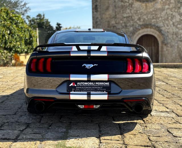 FORD Mustang Fastback 2.3 EcoBoost aut - Body Kit Shelby GT350