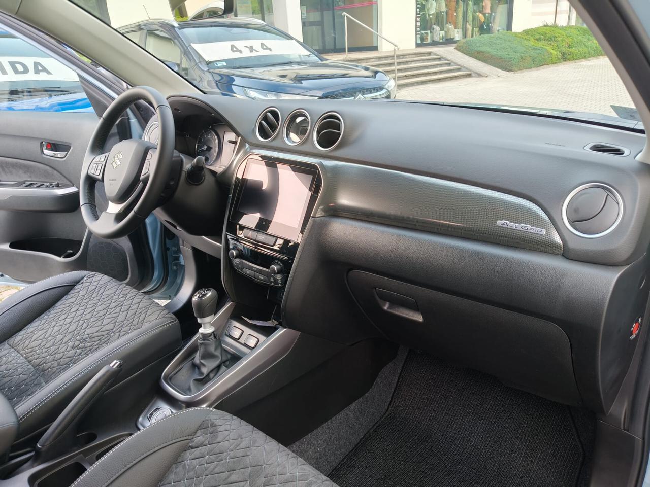 SUZUKI VITARA 1.4 IBRIDA ALLGRIP 4X4 MANUALE BICOLORE