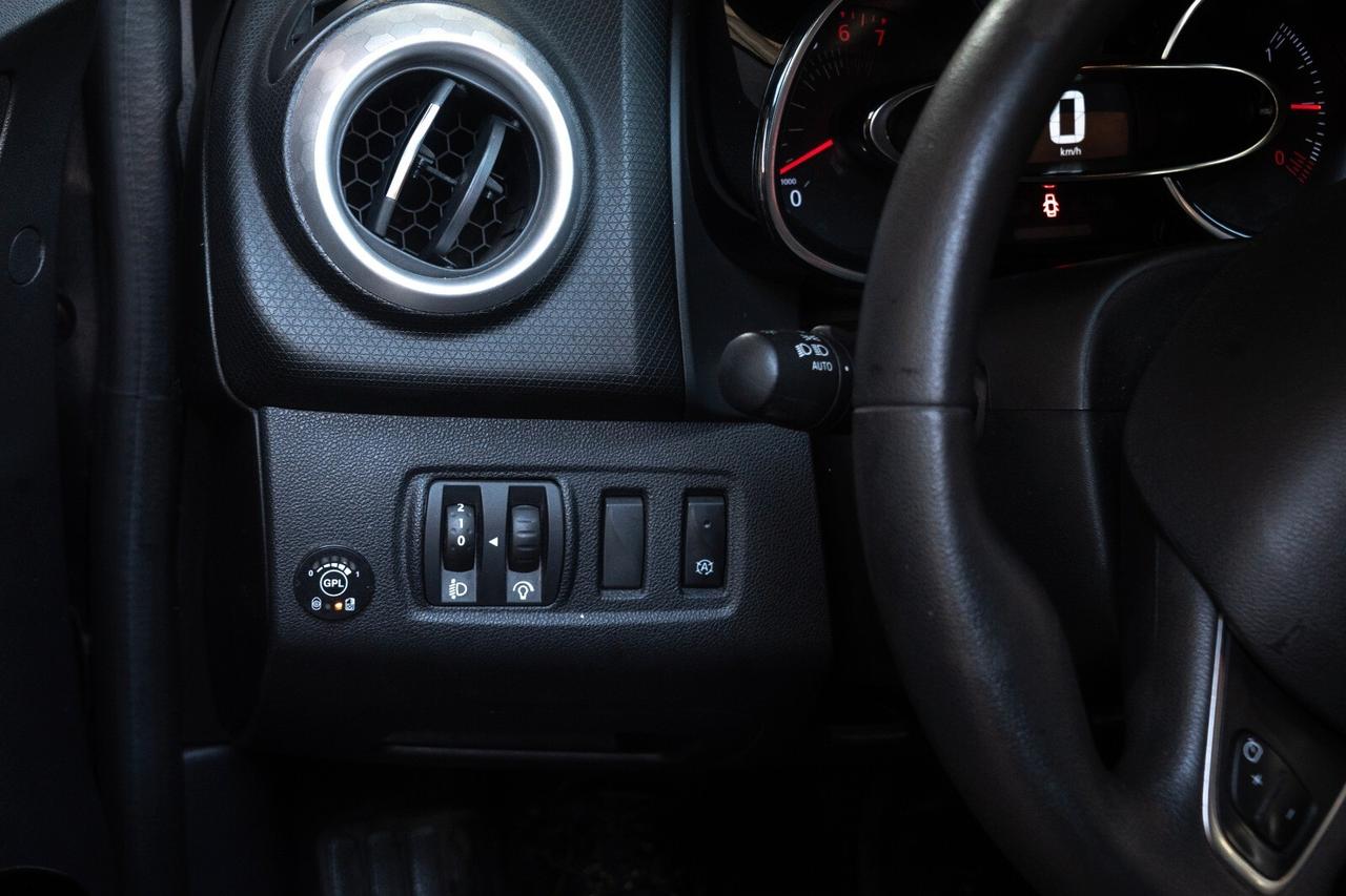 Renault Clio TCe 12V 90 CV GPL 5 porte Duel
