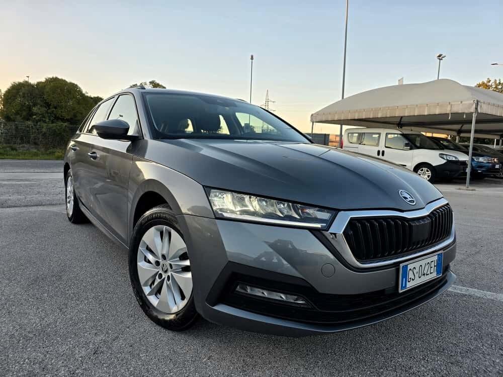 Skoda Octavia 2.0 TDI EVO SCR 150 CV DSG Wagon Executive