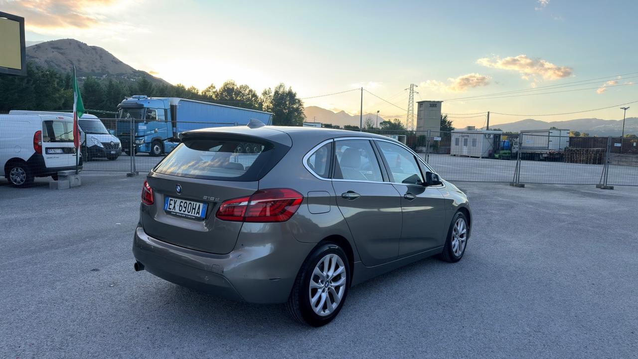 Bmw 2er Active Tourer 218d Luxury