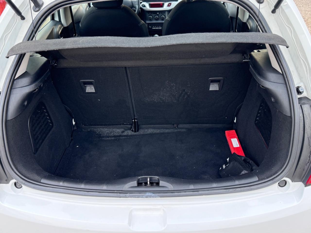 Citroen C3 1.1 Benzina 60cv Neopatentati 2012