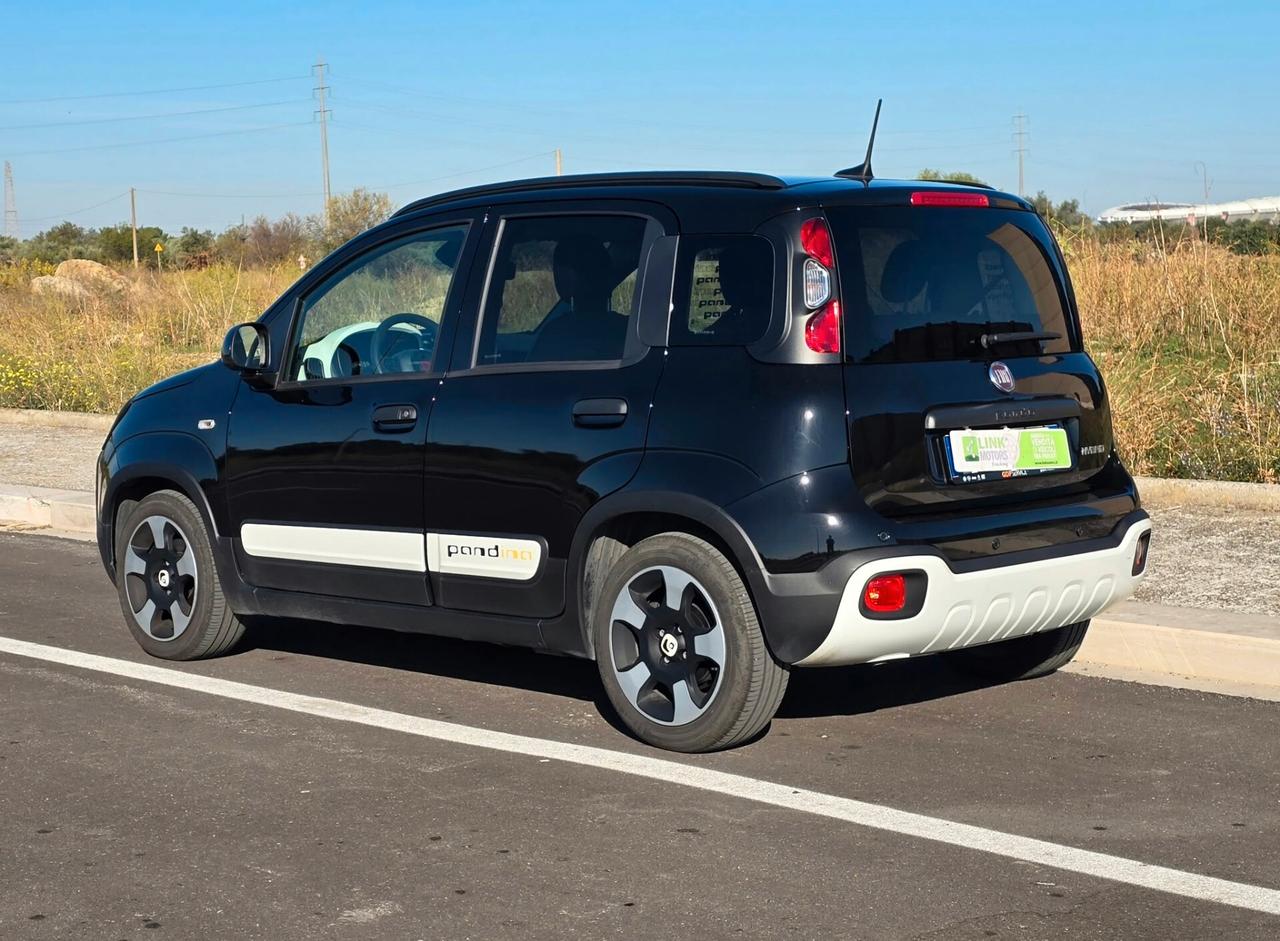 Fiat Panda Pandina 1.0 FireFly 70 CV Hybrid Cross