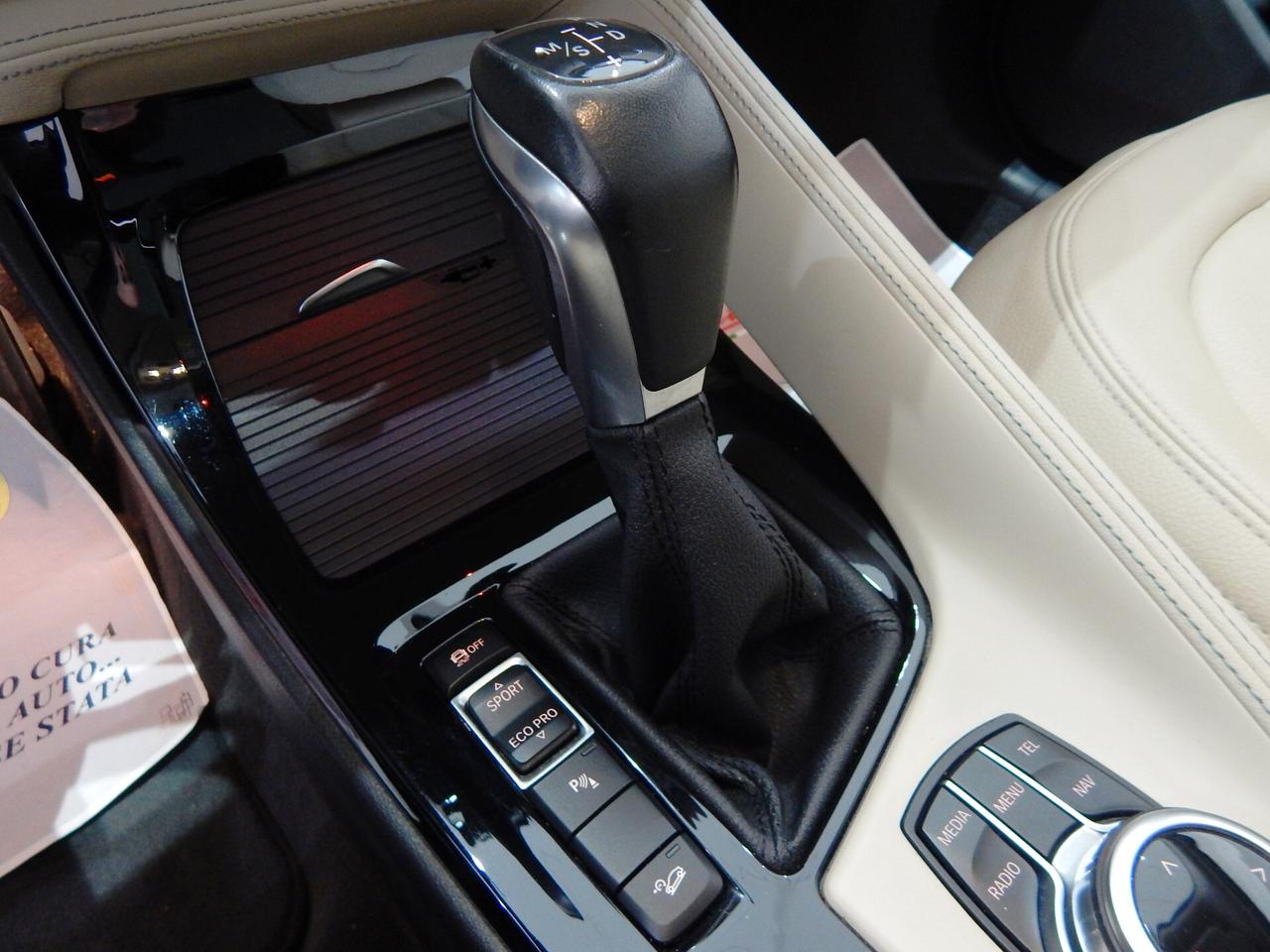 BMW X1 xdrive20d xLine Aut. TETTO-NAVI-PELLE-PARK-XENON