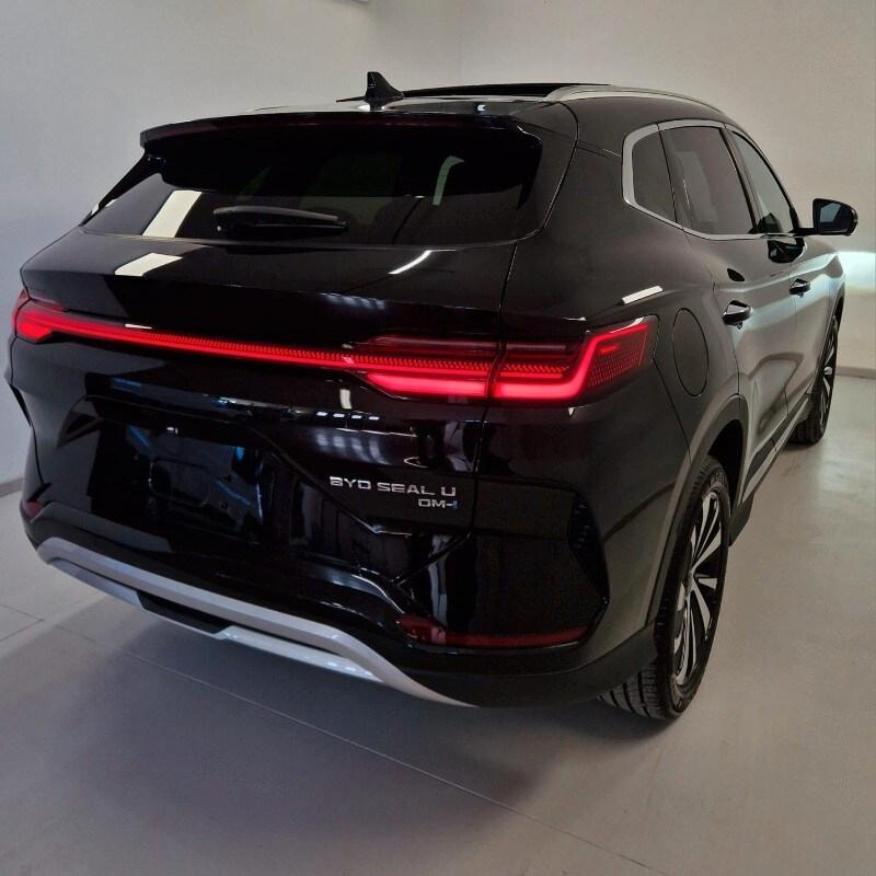 BYD Seal U DM-i Seal U DM-i 1.5 218 CV PHEV Com...