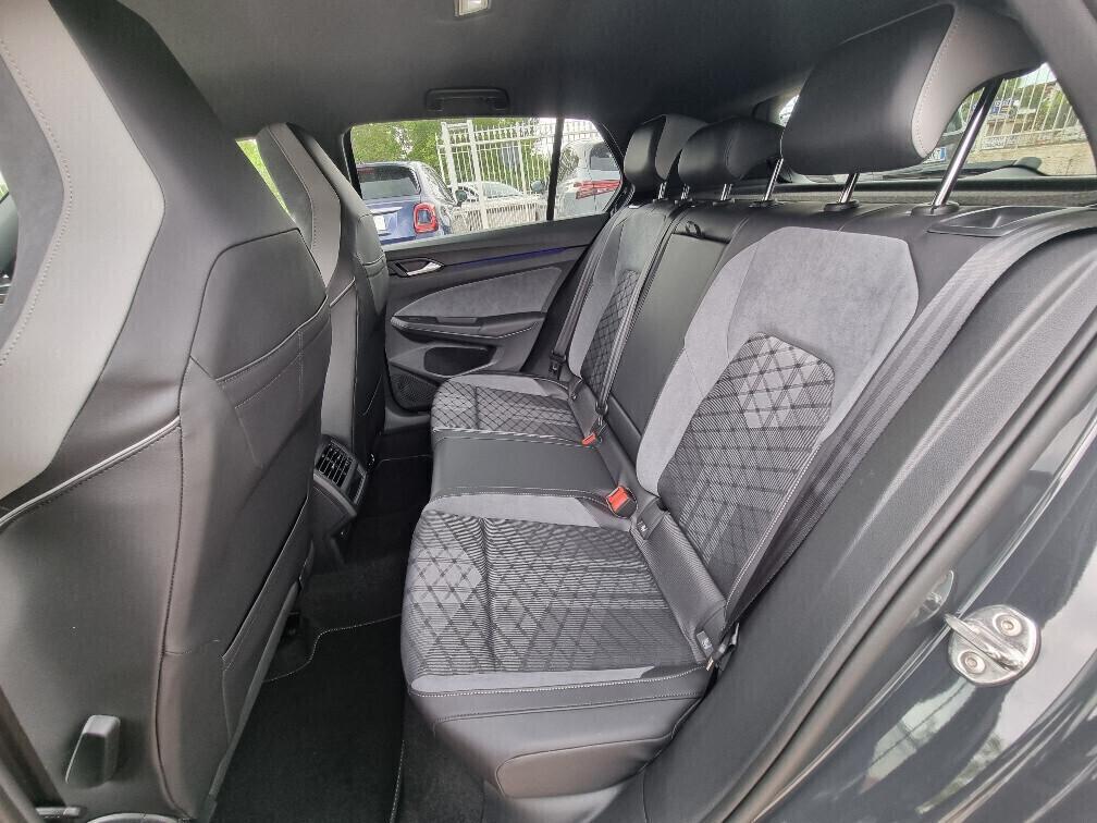 VOLKSWAGEN GOLF 1.5 TSI 130CV R-LINE