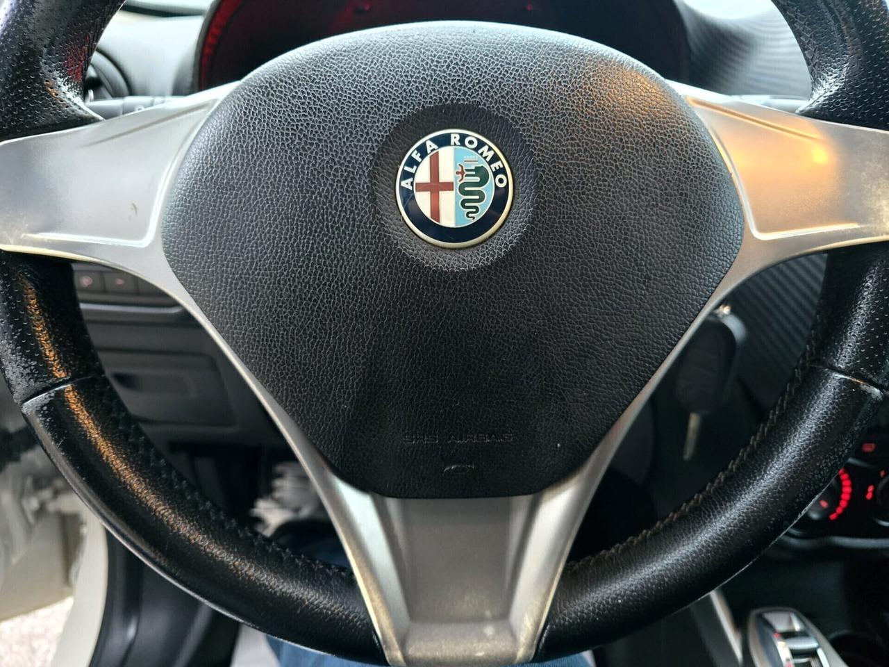 Alfa R. MiTo 1.4 T 120 CV GPL Disti. Sport Pack 2011