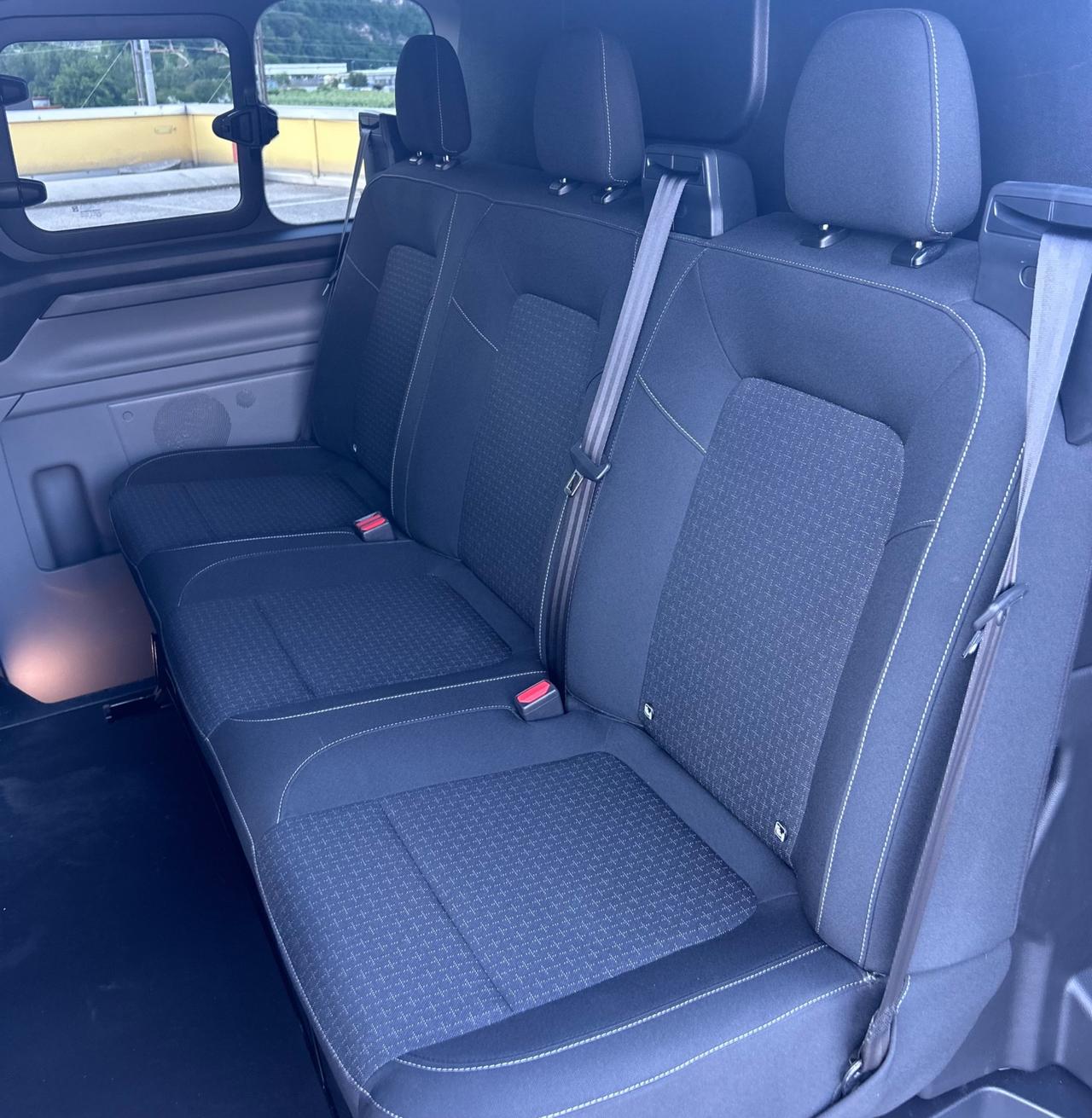 Ford Transit Custom 320 Trend EcoBlue 2025 DC