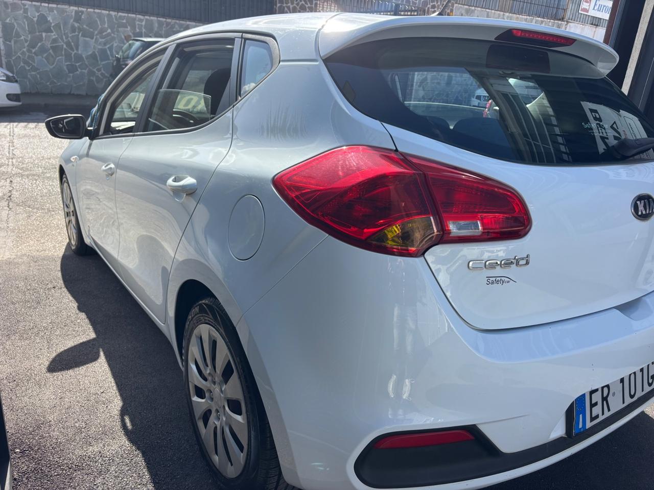 Kia Ceed cee'd 1.4 CRDi 5 porte Active