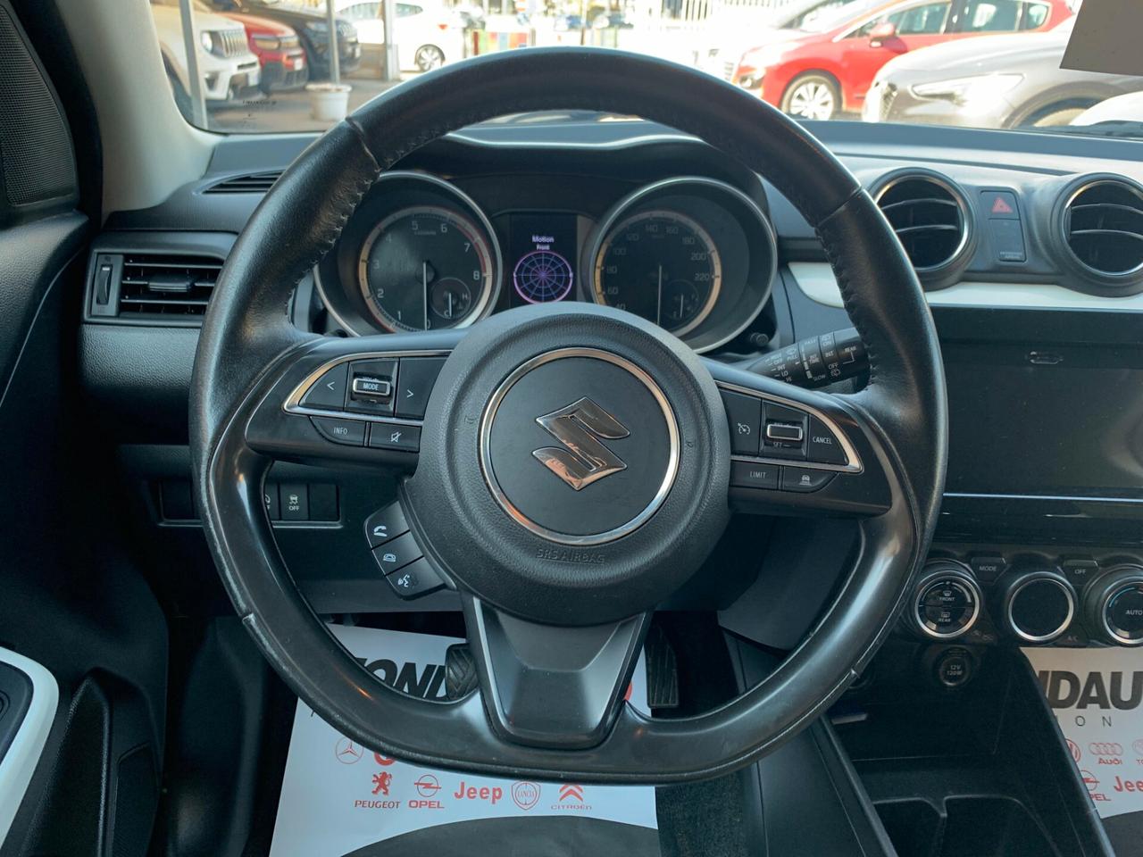 Suzuki Swift 1.2 Hybrid Top