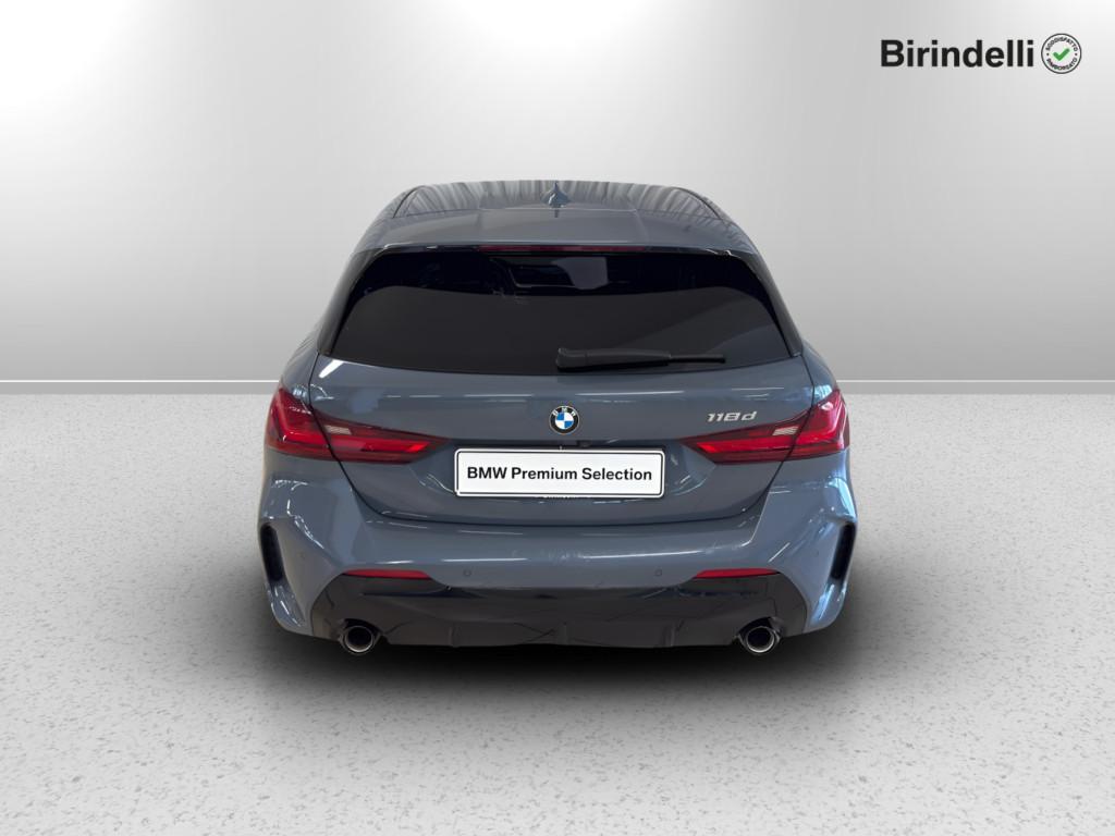 BMW Serie 1 (F40) - 118d 5p. Msport
