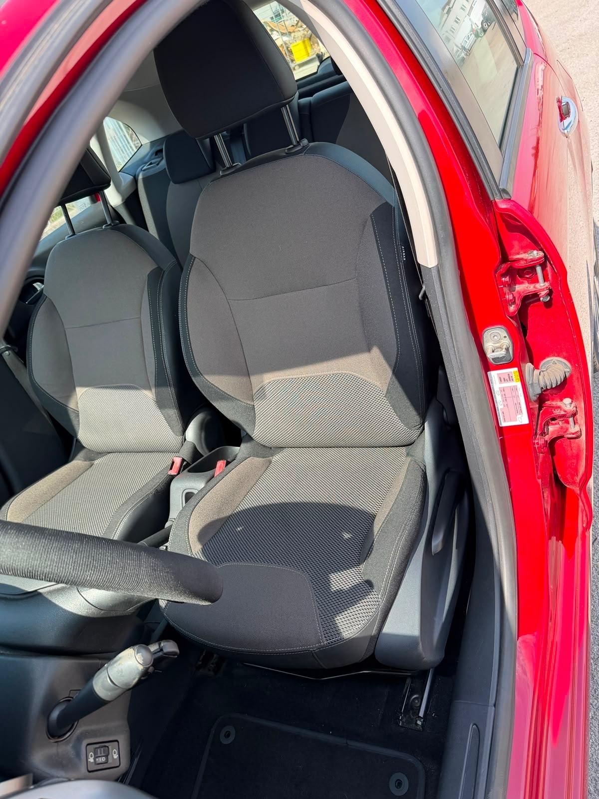 Citroen C3 1.2 VTi 82 Exclusive 124000 KM