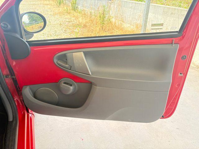 TOYOTA Aygo 1.0 12V VVT-i 3 porte Connect AUTOMATICA NEOP