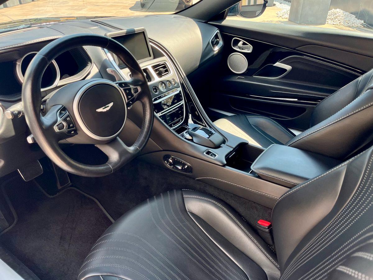 ASTON MARTIN DB11 Coupe 4.0 V8 auto