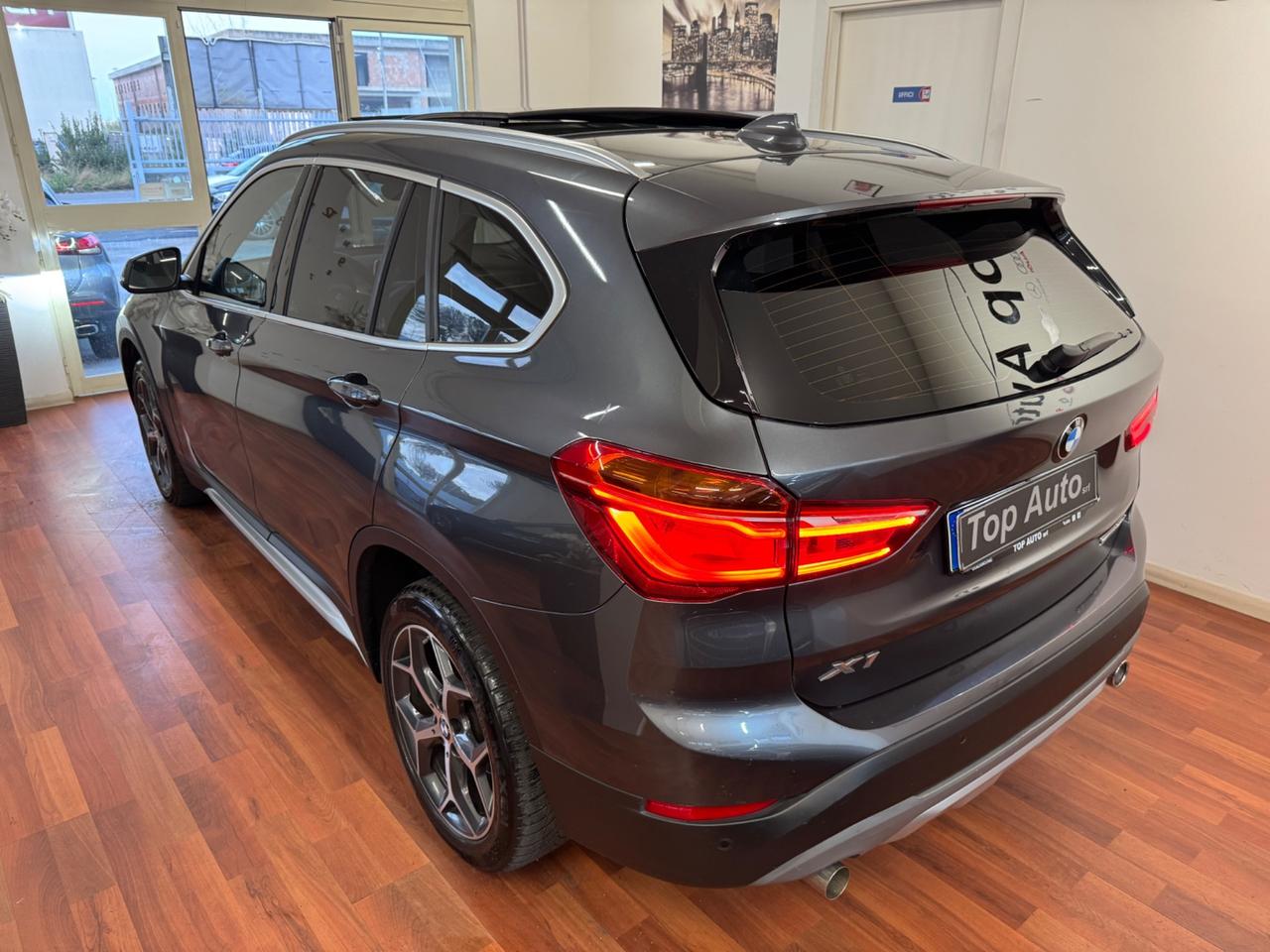 BMW X1 SDRIVE 18d AUT. XLINE - TETTO
