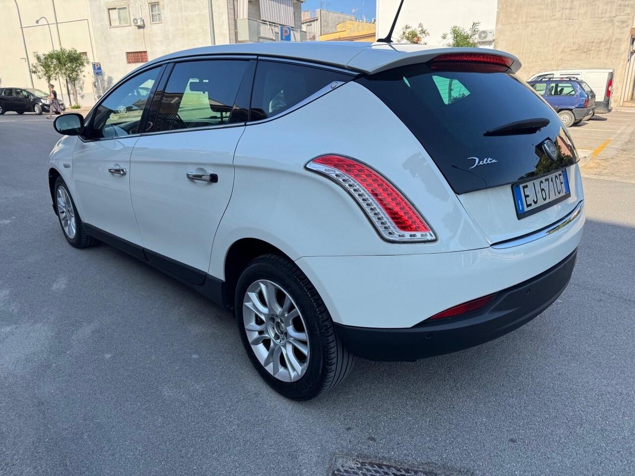 Lancia Delta 1.6 MJT DPF Gold