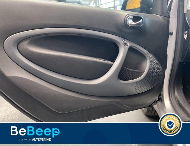 smart fortwo EQ MATTRUNNER 22KW