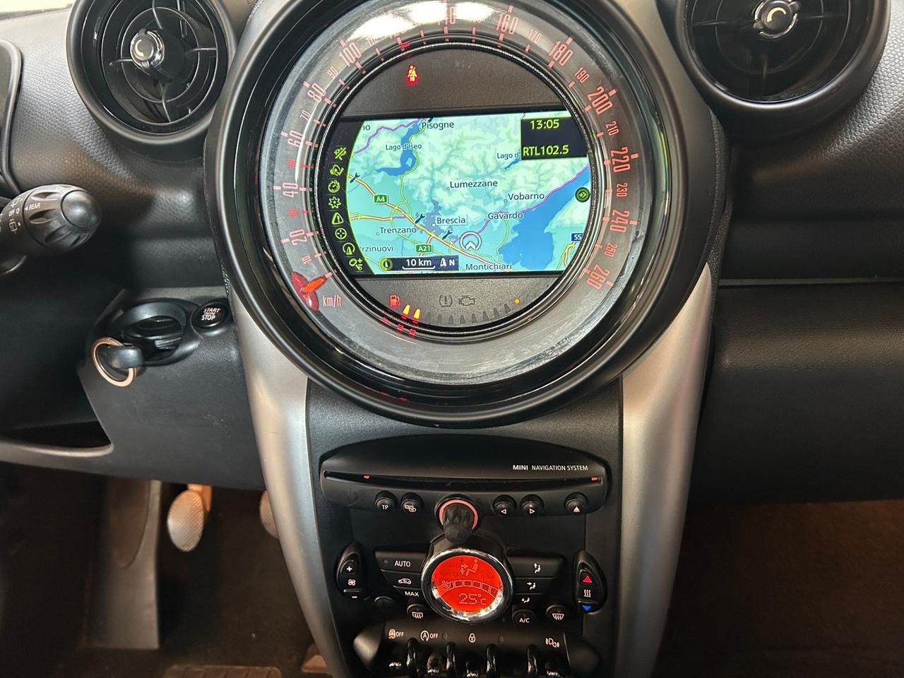 Mini Cooper D Countryman 1.6 Diesel 110cv euro6 neopatentati