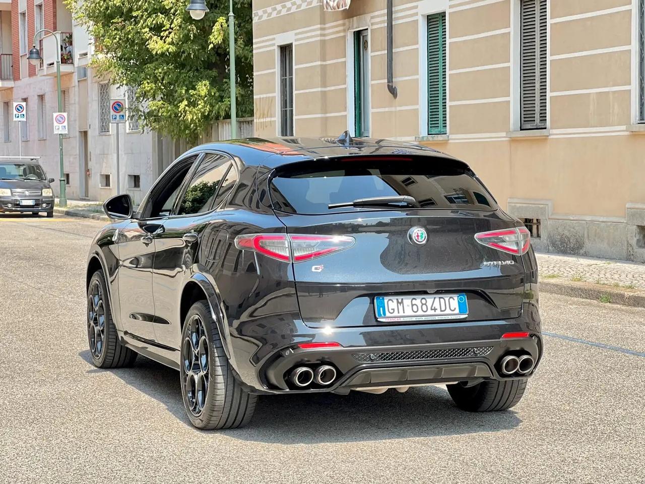 Alfa Romeo Stelvio 2.9 Bi-Turbo V6 510 CV AT8 Quadrifoglio