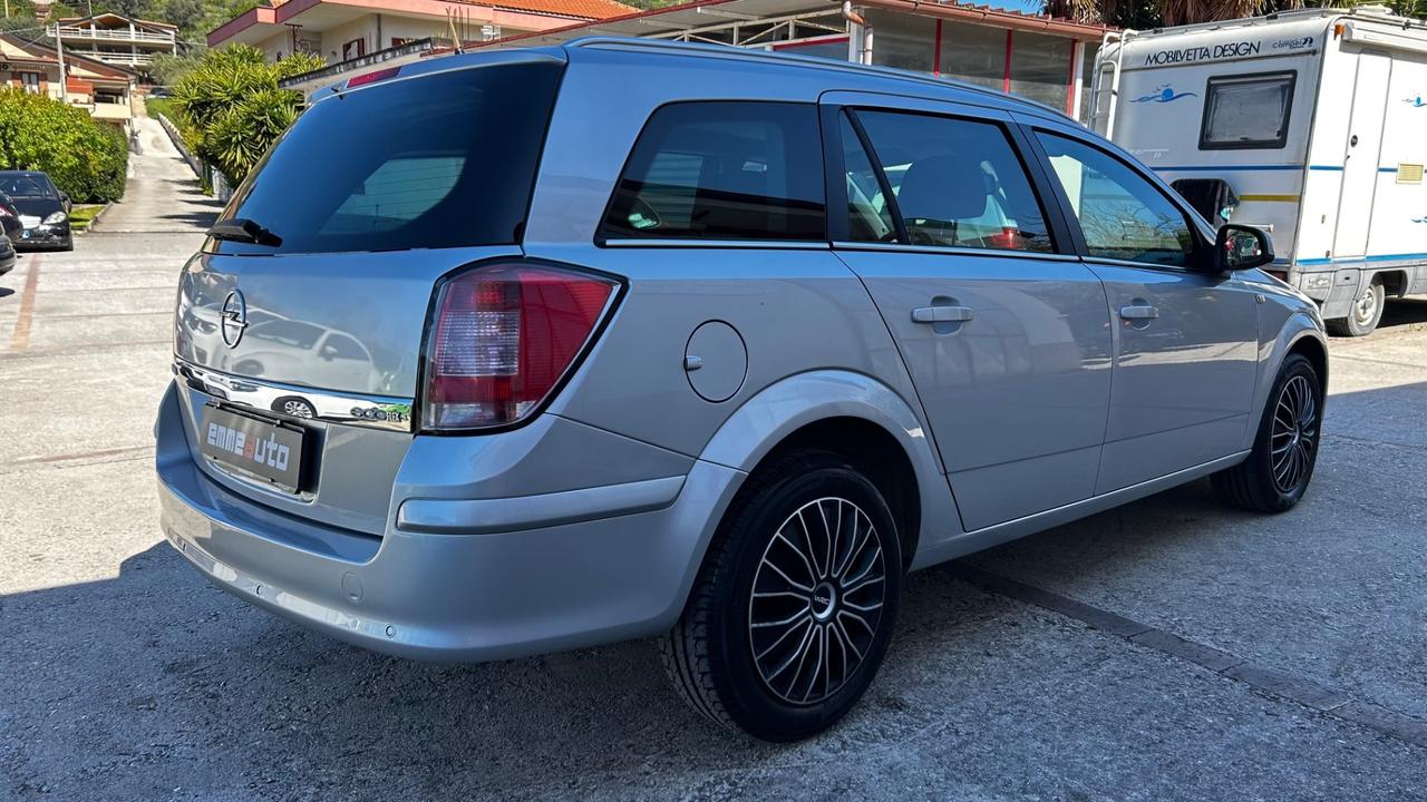 Opel Astra 1.7 CDTI 110CV Station Wagon
