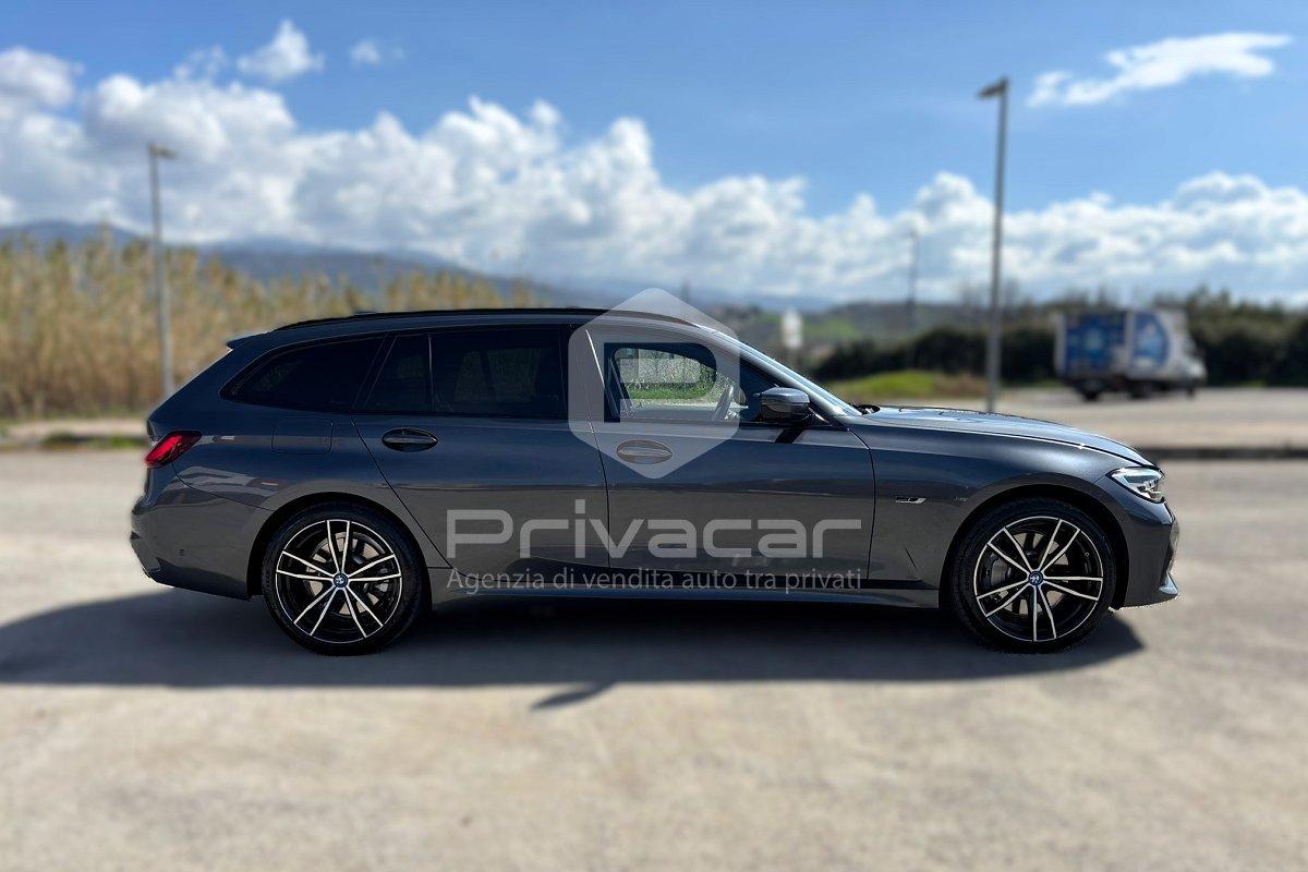 BMW 330e xDrive Touring Msport
